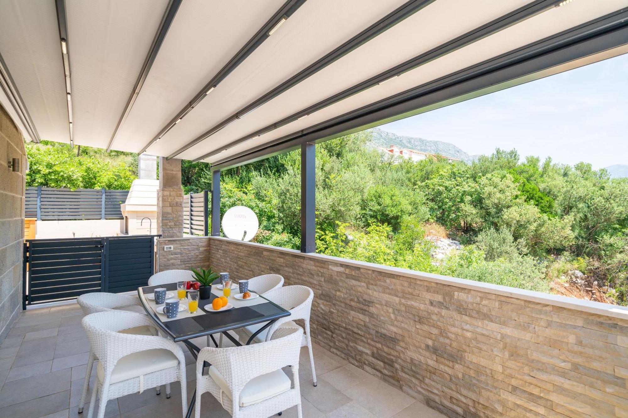 Villa Tranquility Nest Beniva Mokosica Exterior photo